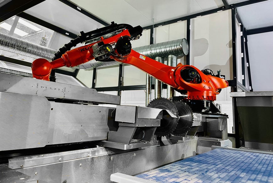 KR QUANTEC im Einsatz gegen Elektroschrott
